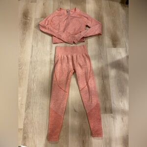 ACTA Seamless Orange Sunset Set top and leggings medium